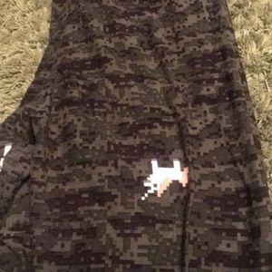 Lularoe OS digi camo green